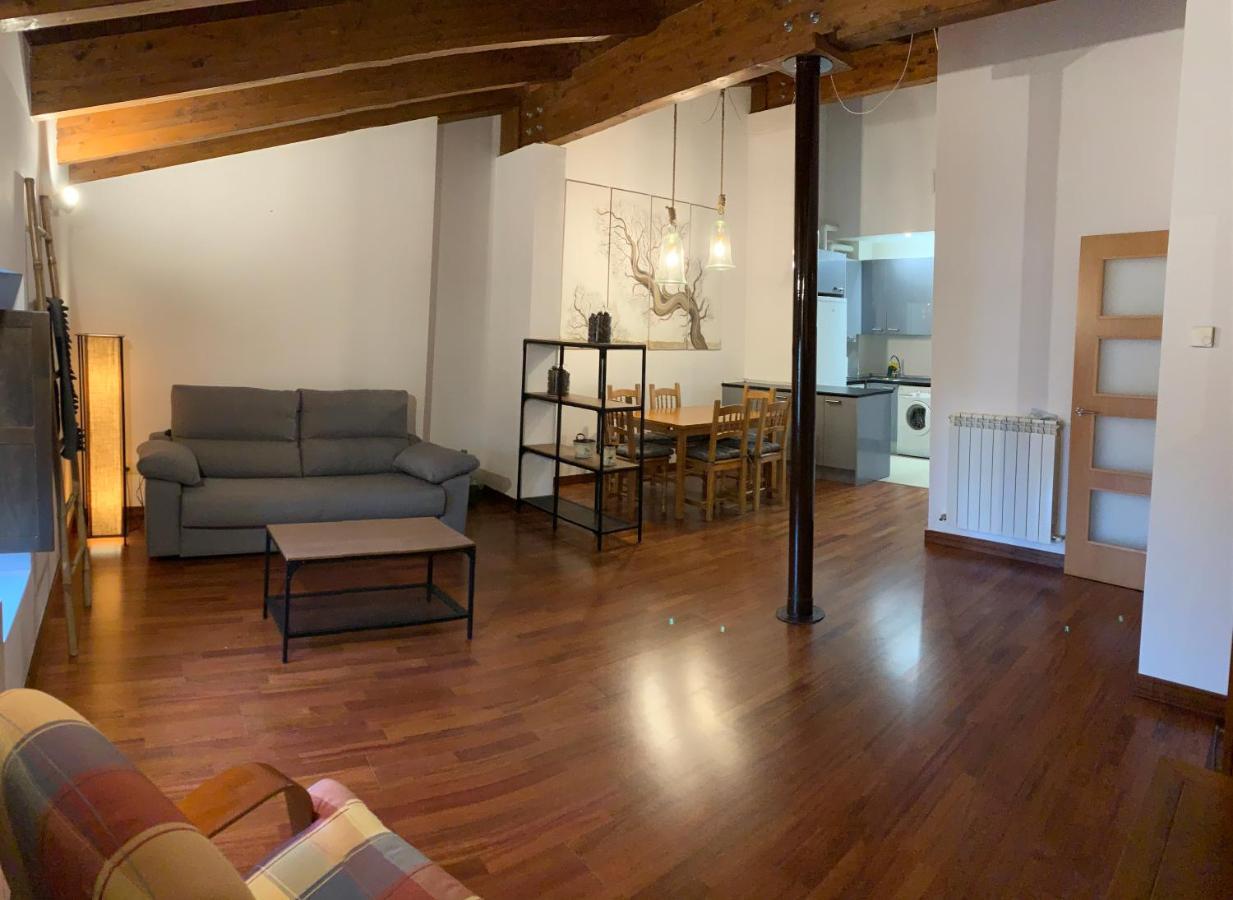 Atico Jaca Centro Apartment Exterior photo
